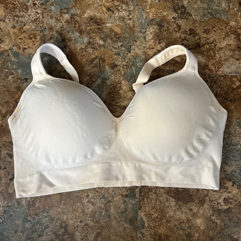 Shapermint Wireless Lightly Lined Bra Womens Size Large Beige Back Closure